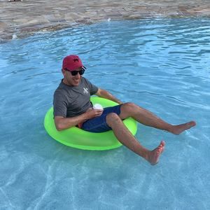 Meet your Posher, Scott